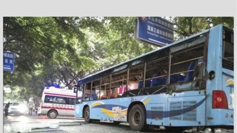 15 τραυματίες από έκρηξη λεωφορείου στην Κίνα (βίντεο)